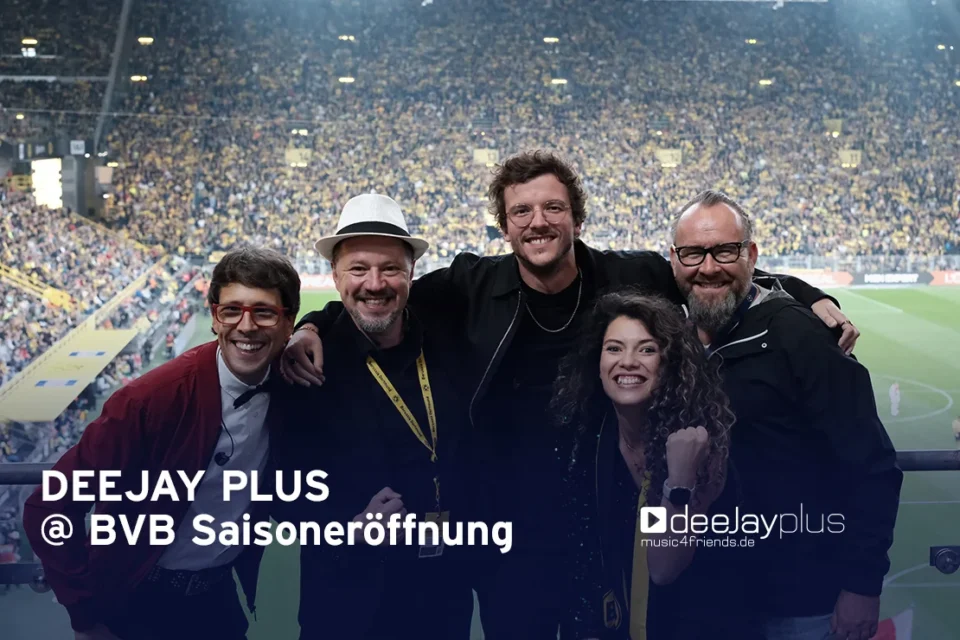Deejay Plus Live sorgt für die BVB-Saisoneröffnung mit Musik und Stimmung.